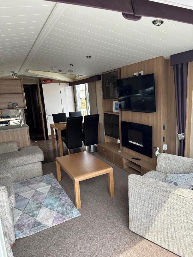 Sea Breeze Cabin Poole Kültér fotó